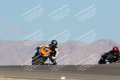 media/Oct-01-2023-SoCal Trackdays (Sun) [[4c570cc352]]/Turn 9 Set 1 (950am)/